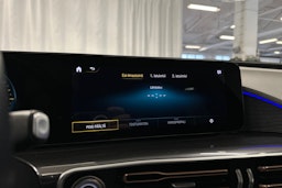 harmaa Mercedes-Benz EQC 2022 kuva 19.