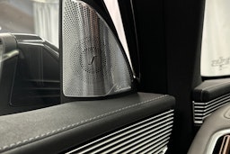 harmaa Mercedes-Benz EQC 2022 kuva 25.