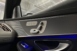 harmaa Mercedes-Benz EQC 2022 kuva 27.