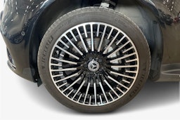 musta Mercedes-Benz EQC 2022 kuva 11.