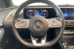 musta Mercedes-Benz EQC 2022 kuva 16.