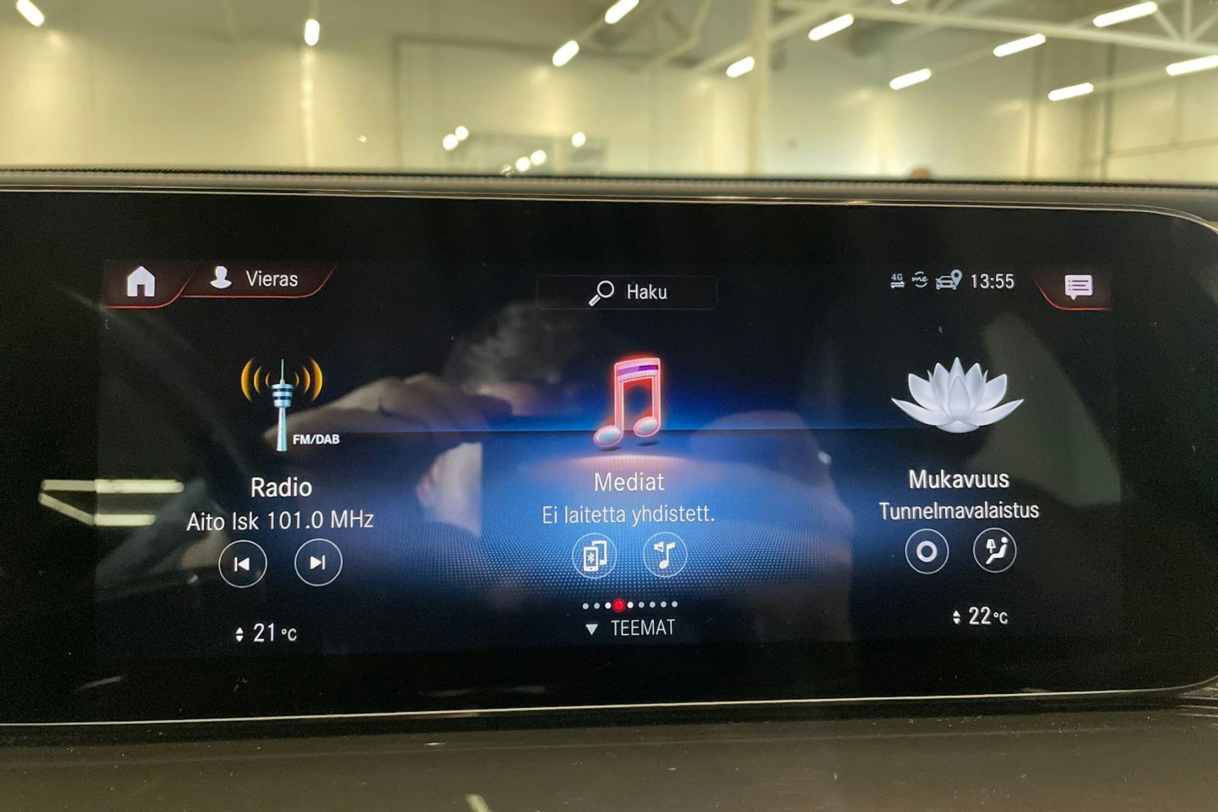 musta Mercedes-Benz EQC 2022 kuva 23.