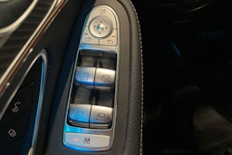 musta Mercedes-Benz EQC 2022 kuva 37.
