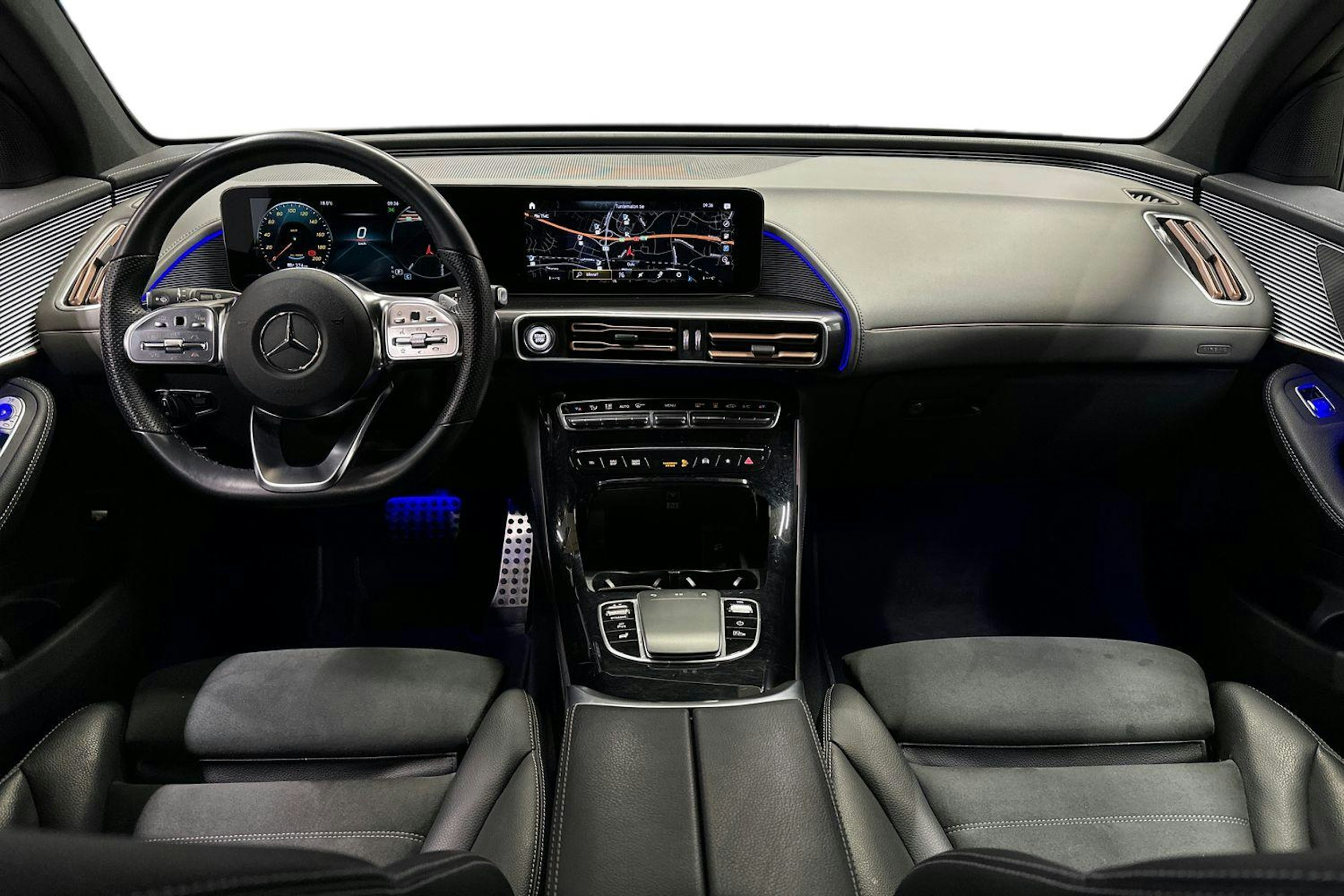 harmaa Mercedes-Benz EQC 2023 kuva 9.