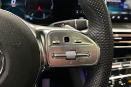 harmaa Mercedes-Benz EQC 2023 kuva 26.