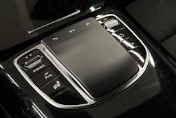 harmaa Mercedes-Benz EQC 2023 kuva 33.