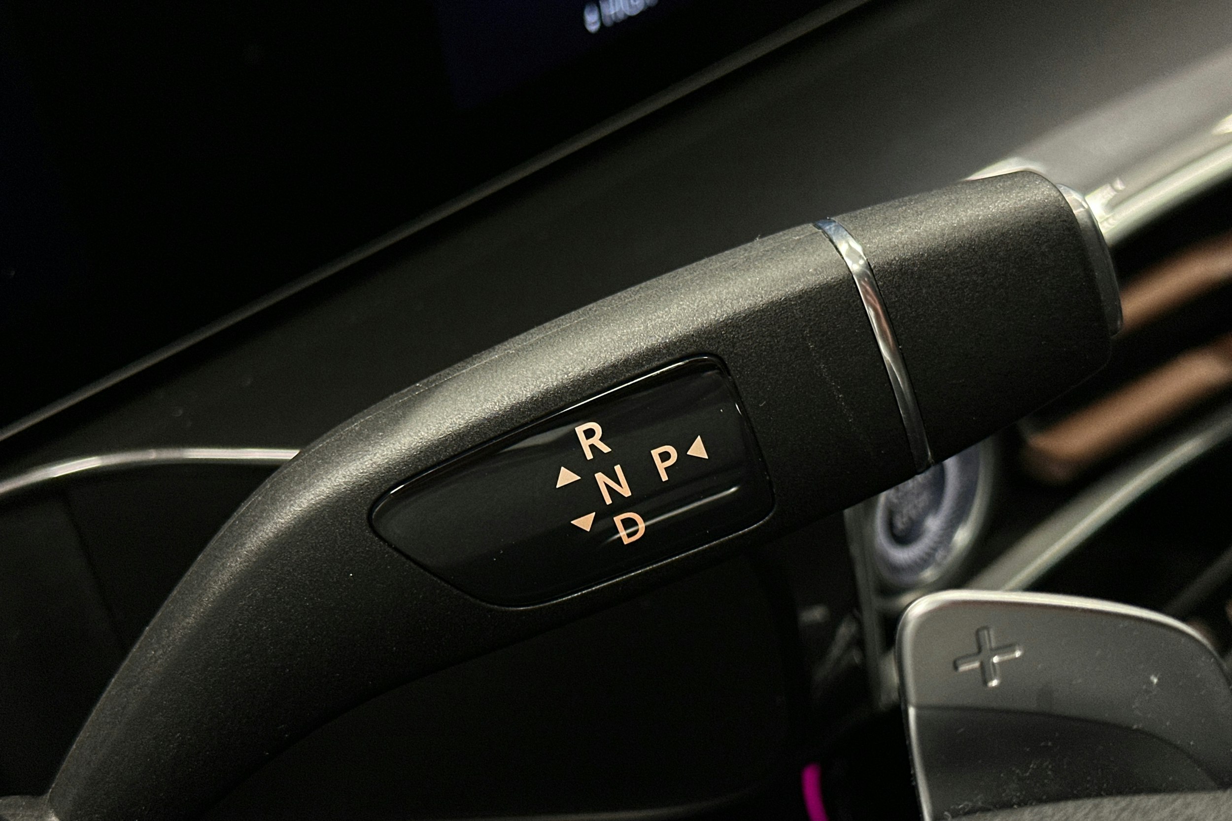 harmaa Mercedes-Benz EQC 2023 kuva 34.