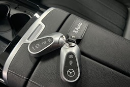 Harmaa Mercedes-Benz EQE 2023 kuva 26.