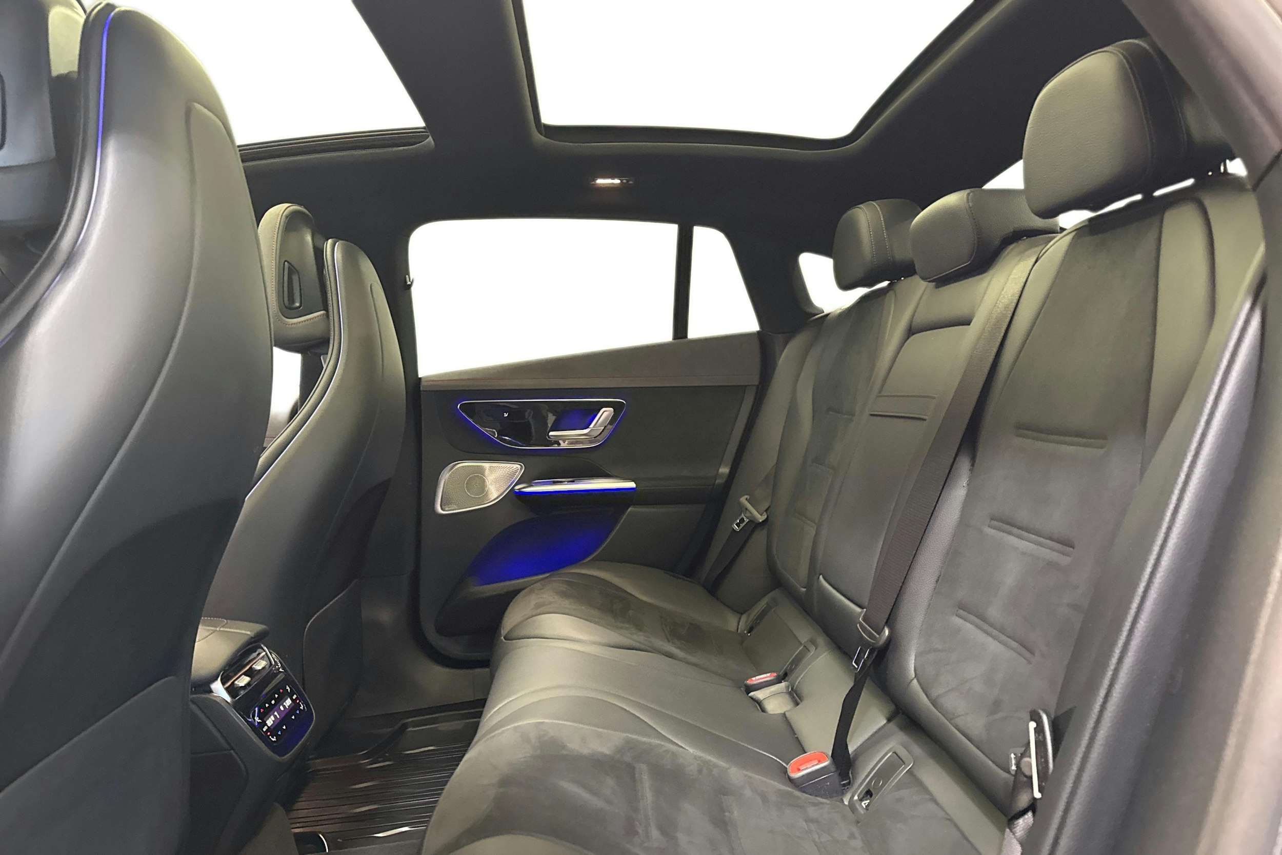 hopea Mercedes-Benz EQE 2022 kuva 10.