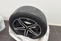 hopea Mercedes-Benz EQE 2022 kuva 13.