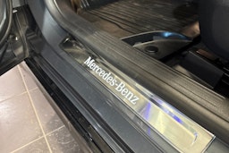 hopea Mercedes-Benz EQE 2022 kuva 23.