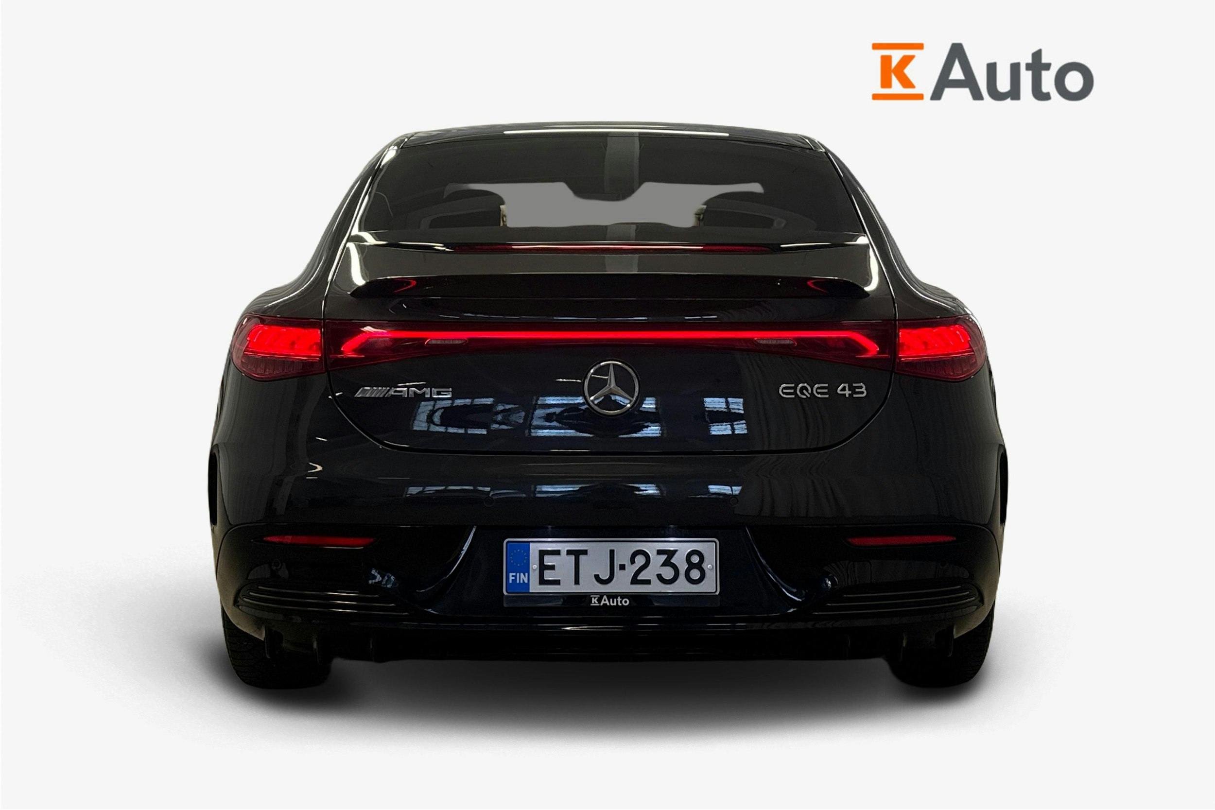 harmaa Mercedes-Benz EQE 2022 kuva 3.