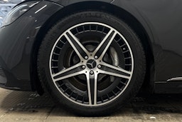 harmaa Mercedes-Benz EQE 2022 kuva 13.