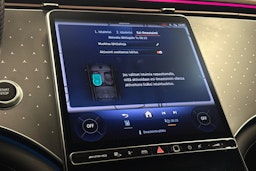 harmaa Mercedes-Benz EQE 2022 kuva 20.