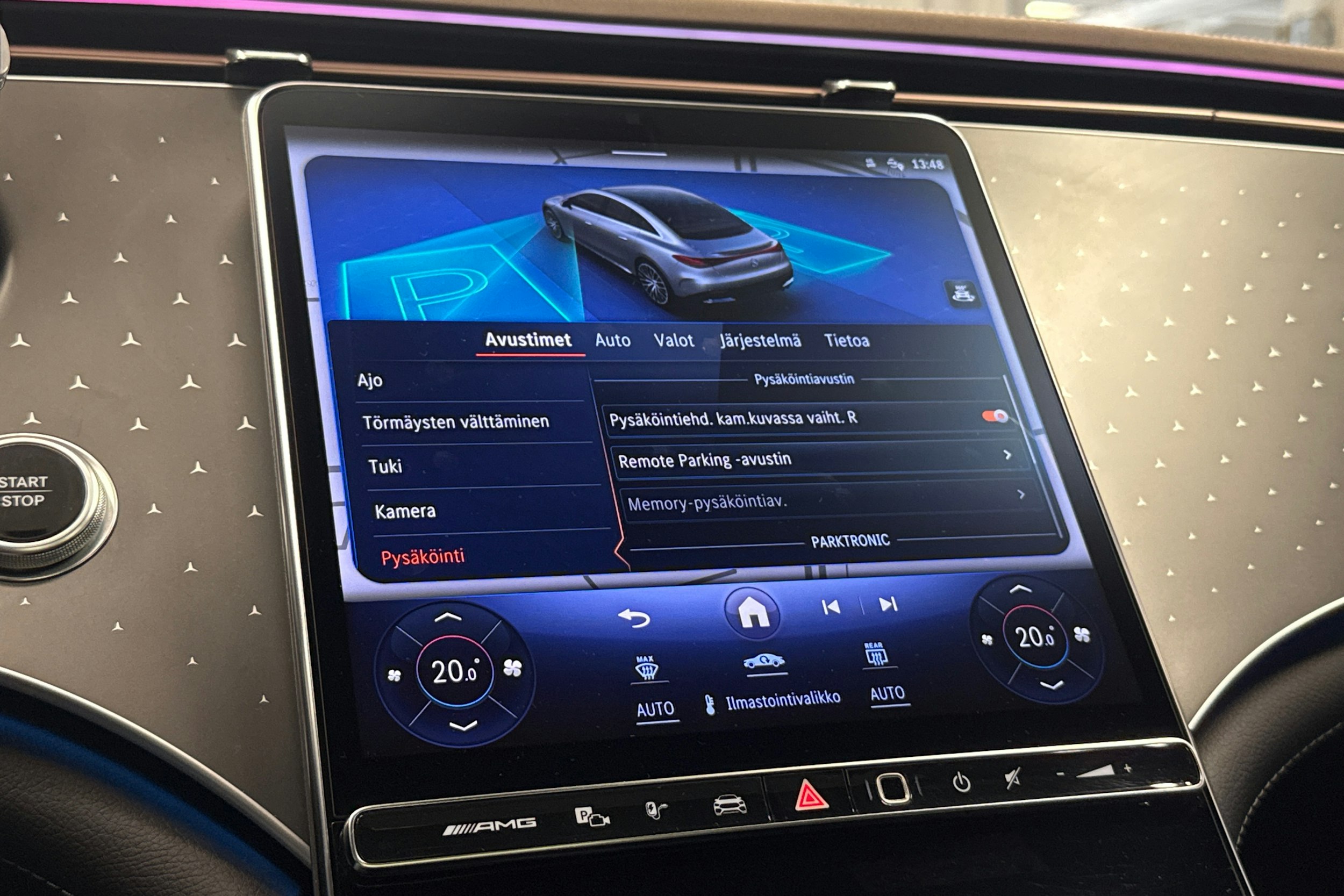 harmaa Mercedes-Benz EQE 2022 kuva 22.