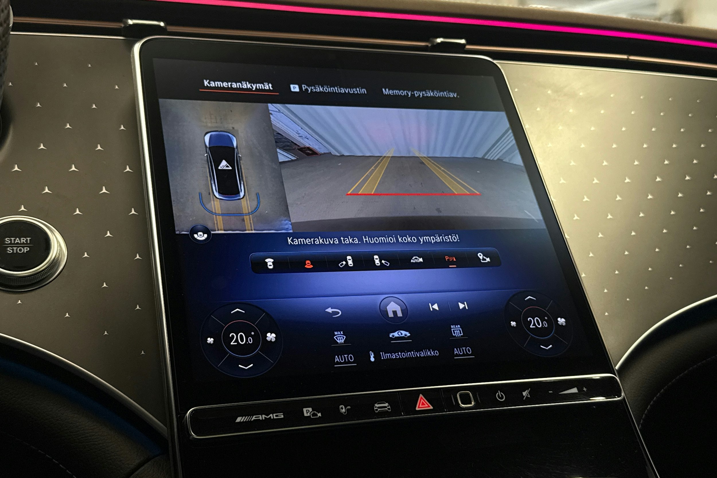 harmaa Mercedes-Benz EQE 2022 kuva 23.