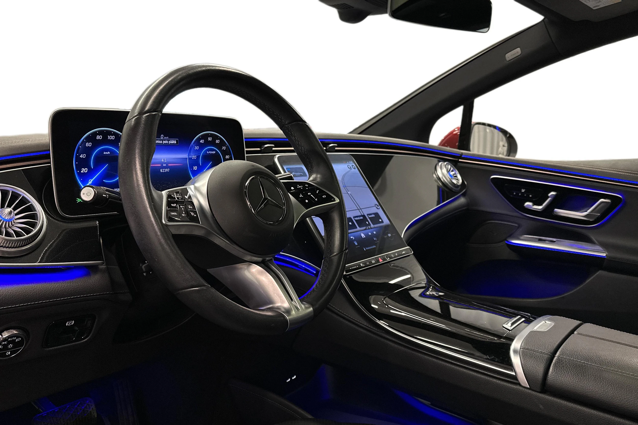 punainen Mercedes-Benz EQE 2022 kuva 8.