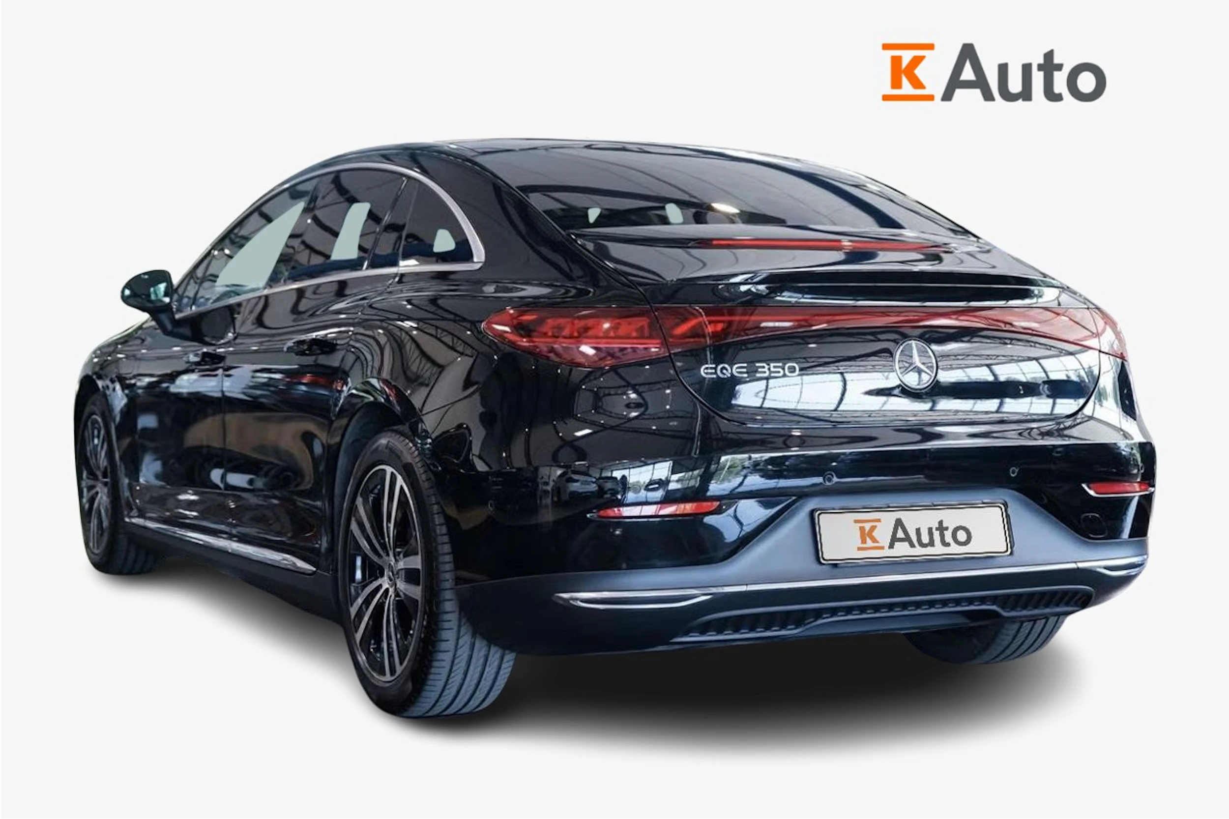 musta Mercedes-Benz EQE 2023 kuva 2.