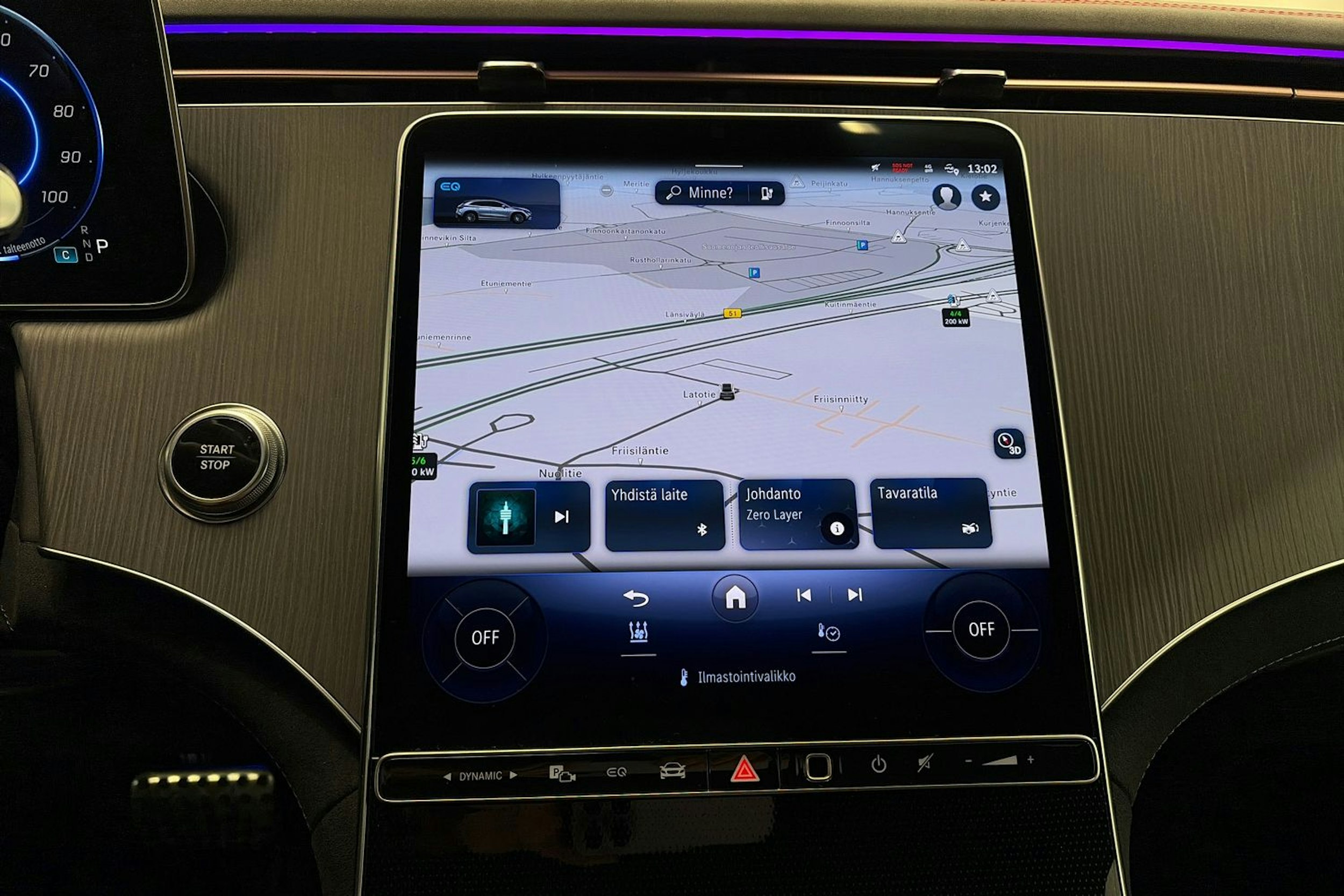 harmaa Mercedes-Benz EQE SUV 2023 kuva 19.