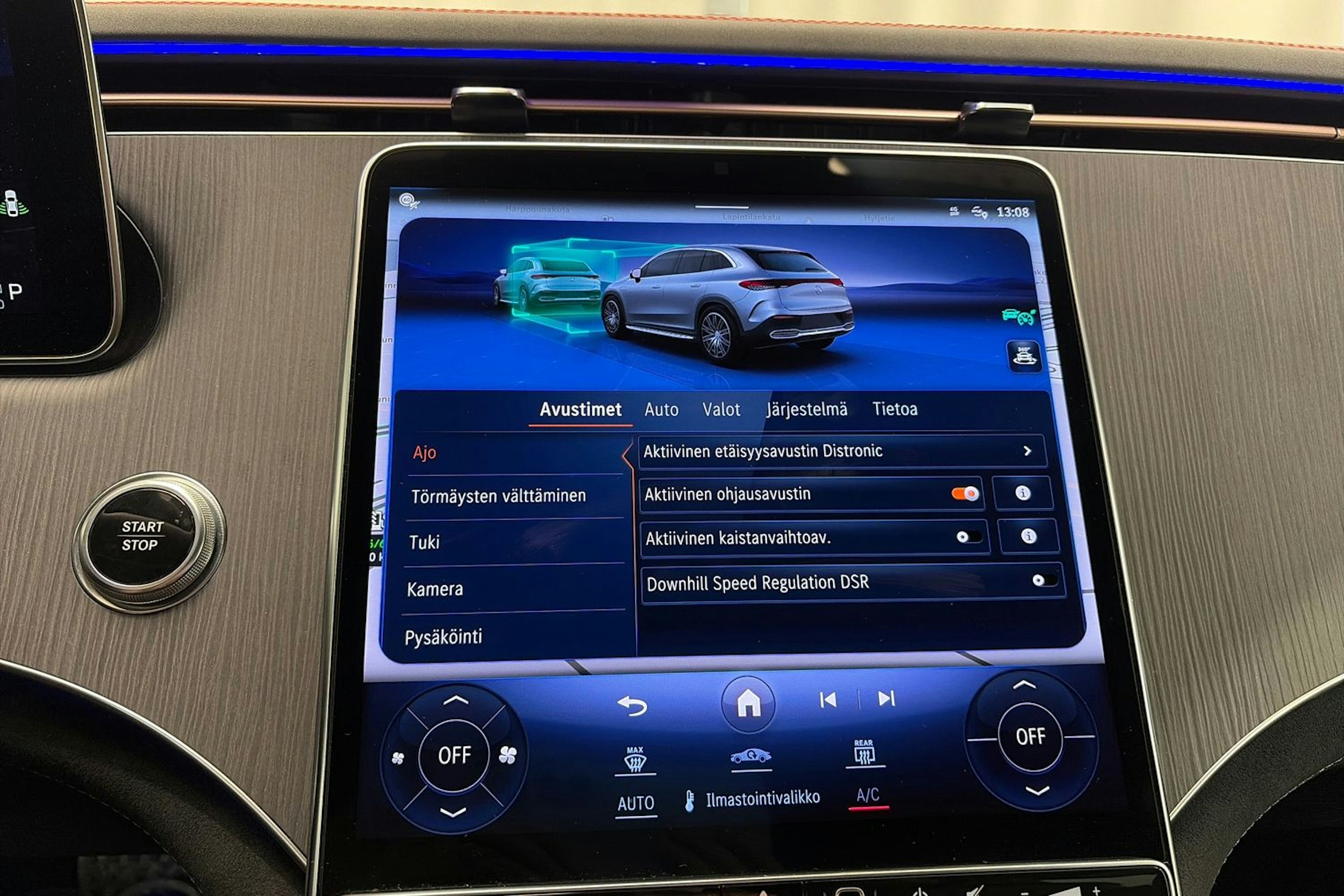 harmaa Mercedes-Benz EQE SUV 2023 kuva 24.