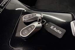 harmaa Mercedes-Benz EQE SUV 2023 kuva 27.