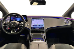 valkoinen Mercedes-Benz EQE 2023 kuva 9.