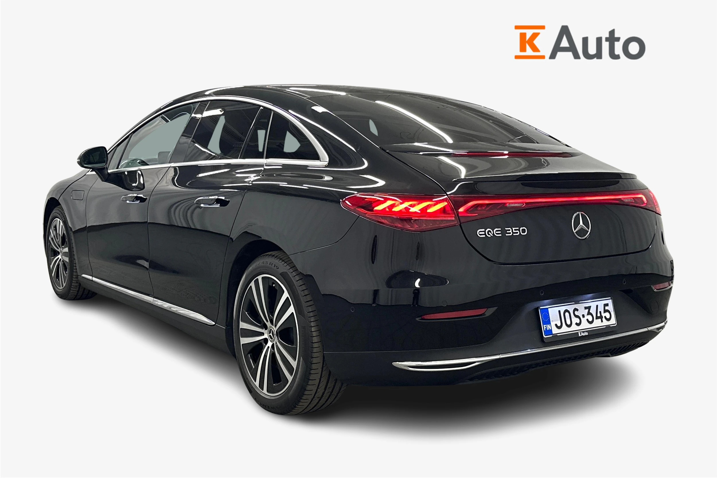 musta Mercedes-Benz EQE 2023 kuva 3.