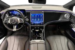 musta Mercedes-Benz EQE 2023 kuva 9.