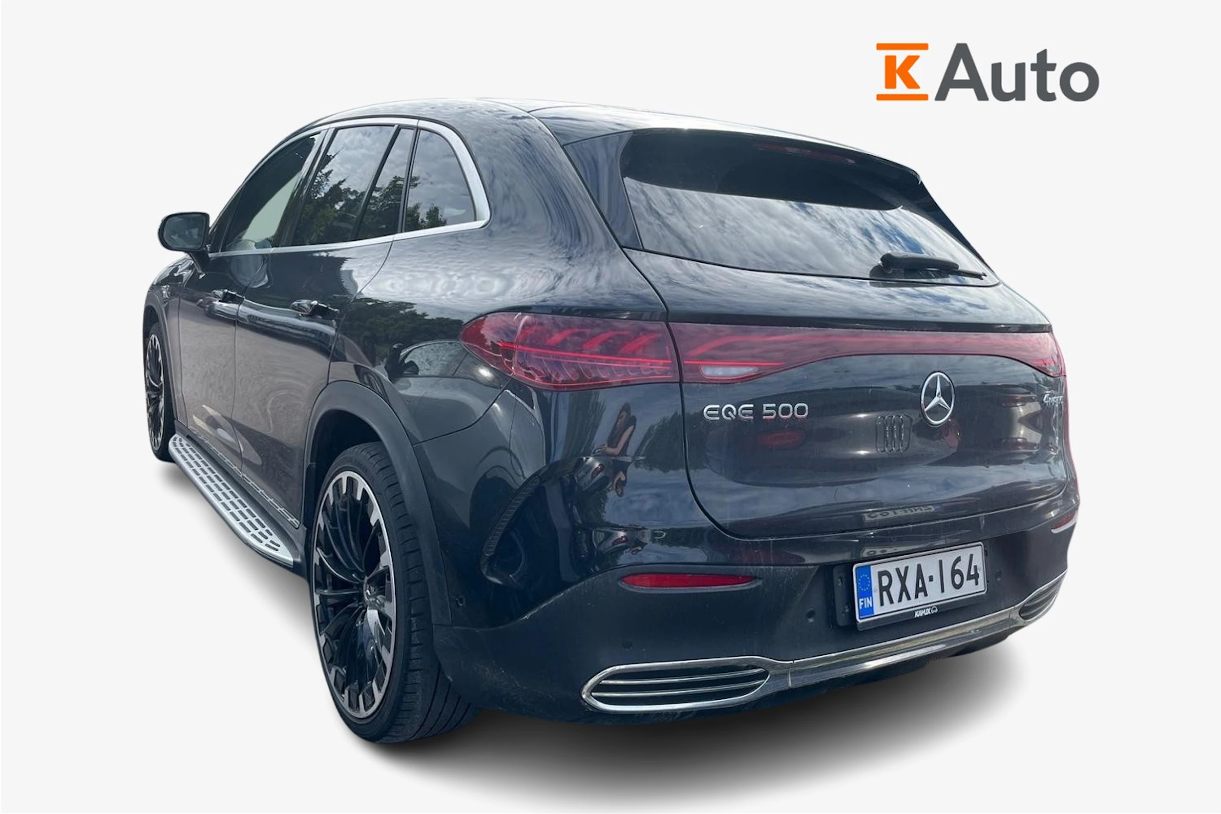 Musta Mercedes-Benz EQE SUV 2023 kuva 2.