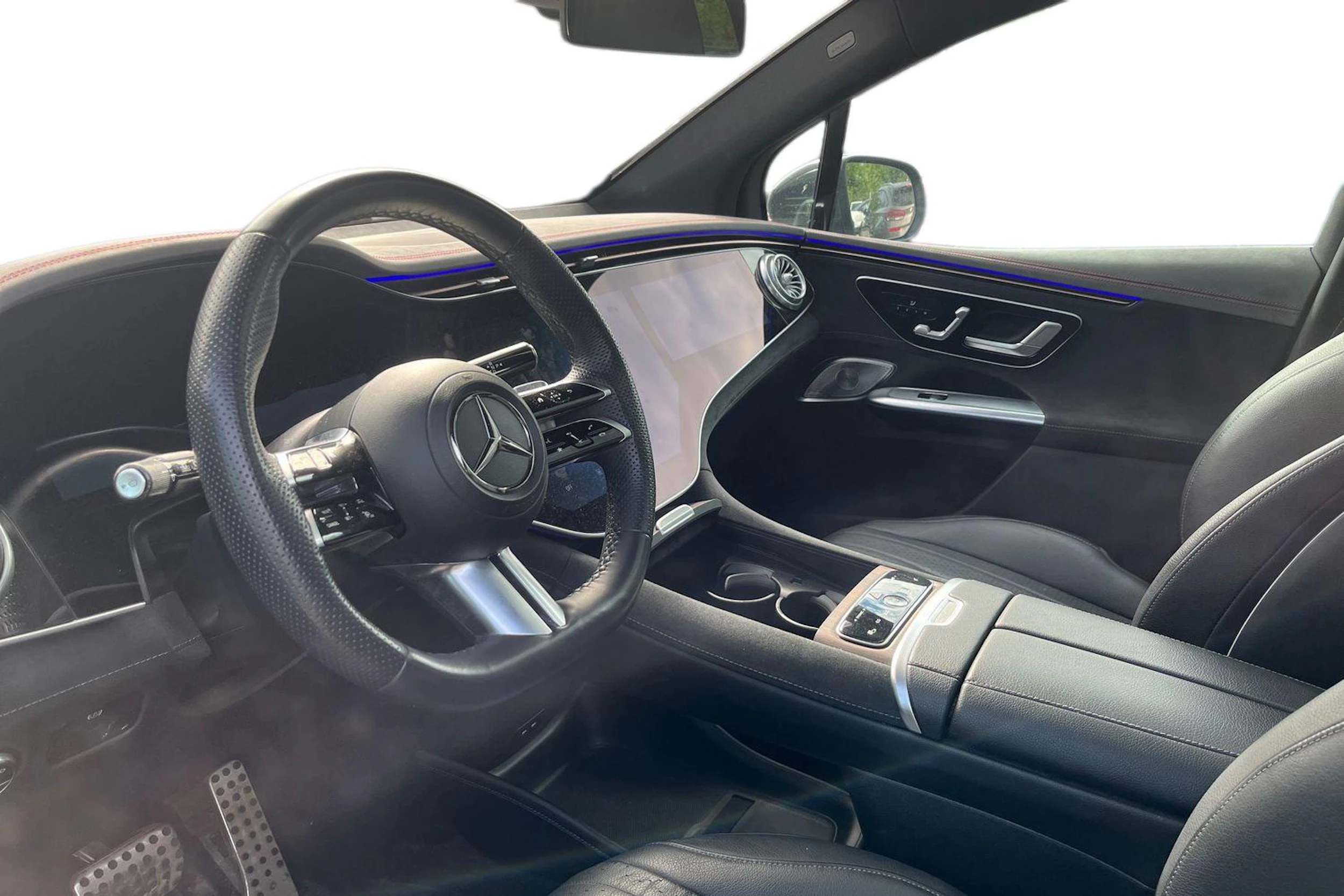 Musta Mercedes-Benz EQE SUV 2023 kuva 3.