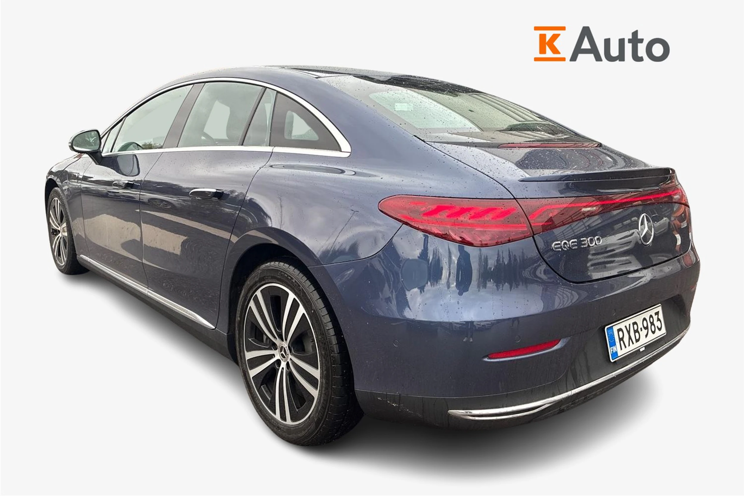 Sininen Mercedes-Benz EQE 2023 kuva 2.