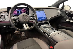 harmaa Mercedes-Benz EQE 2023 kuva 7.