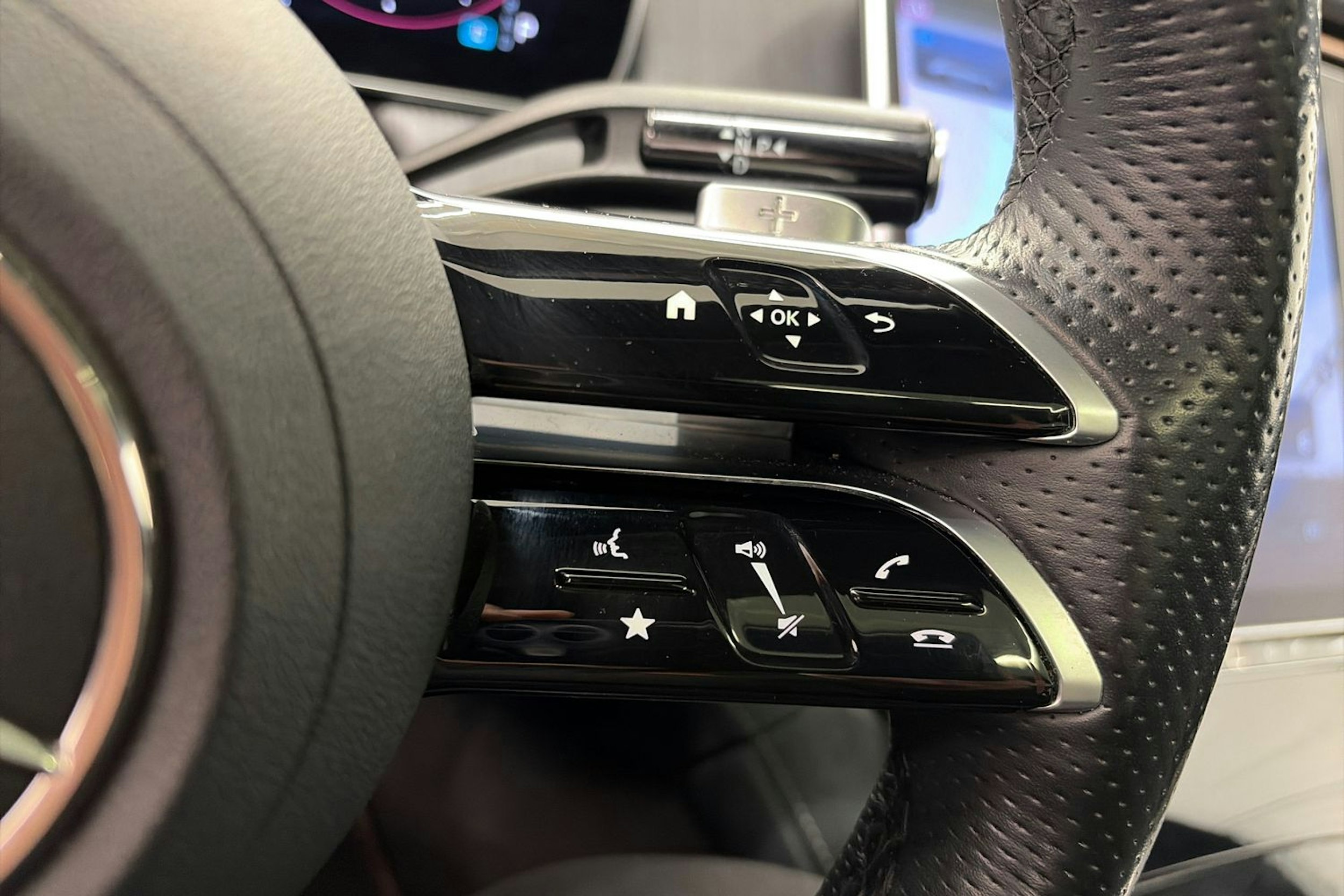 harmaa Mercedes-Benz EQE 2023 kuva 20.