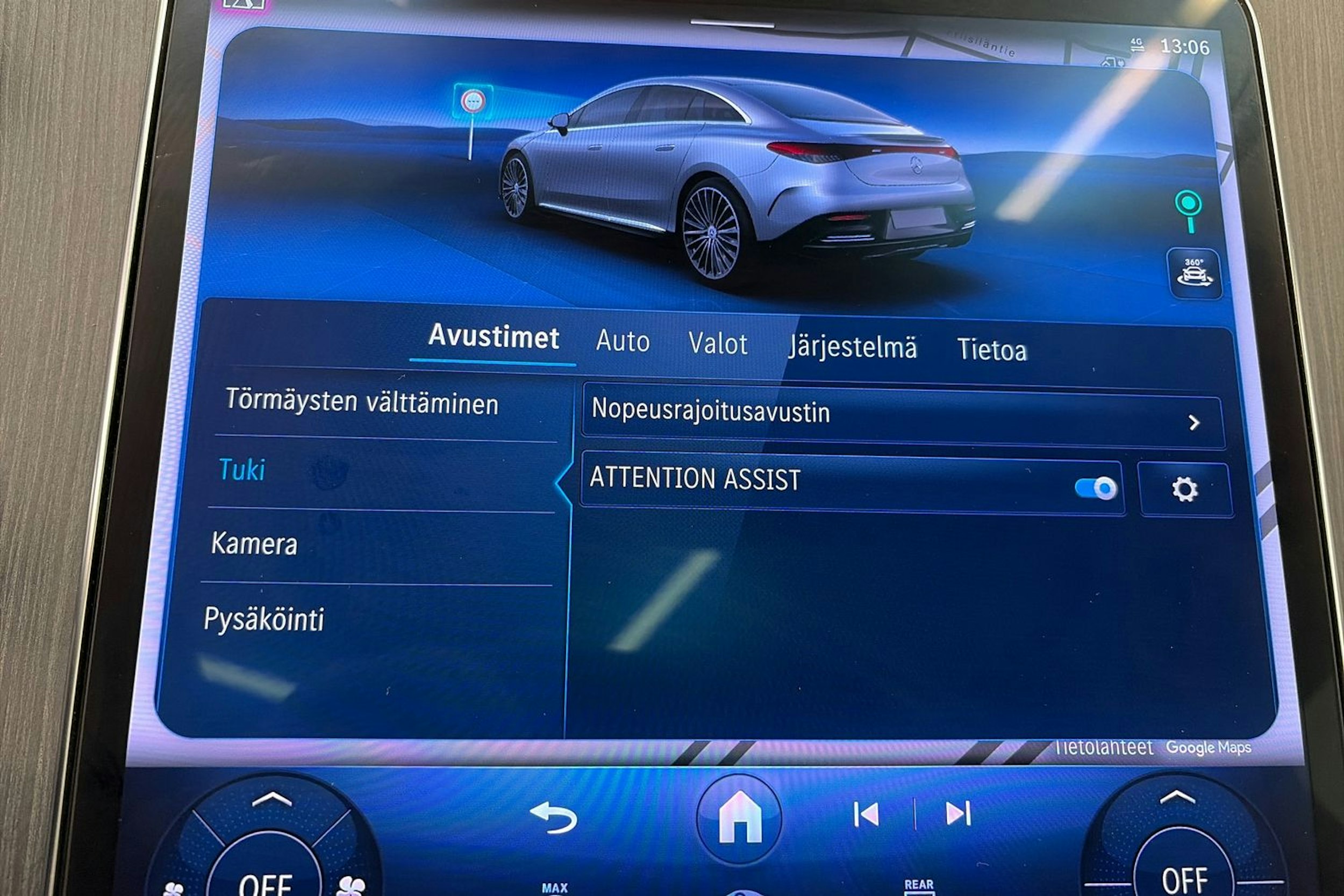 harmaa Mercedes-Benz EQE 2023 kuva 25.