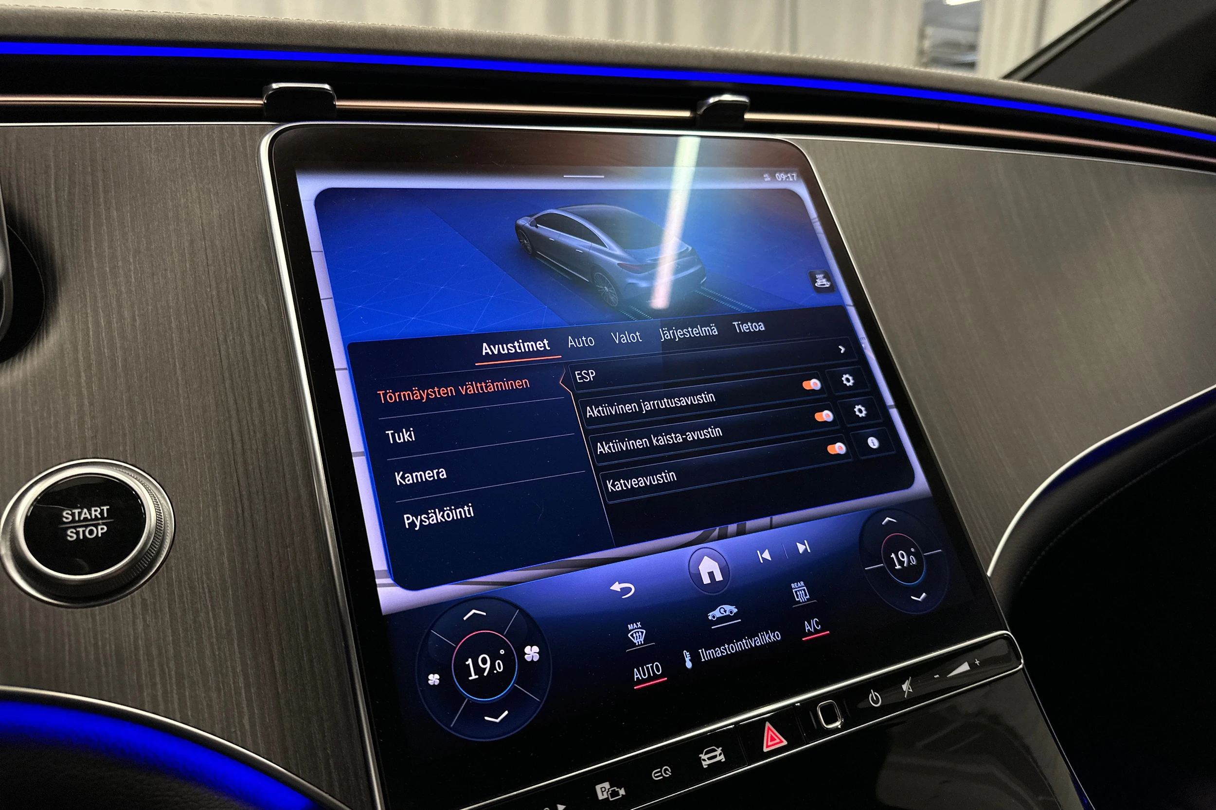hopea Mercedes-Benz EQE 2023 kuva 20.