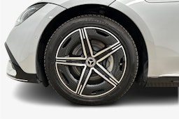 hopea Mercedes-Benz EQE 2023 kuva 11.