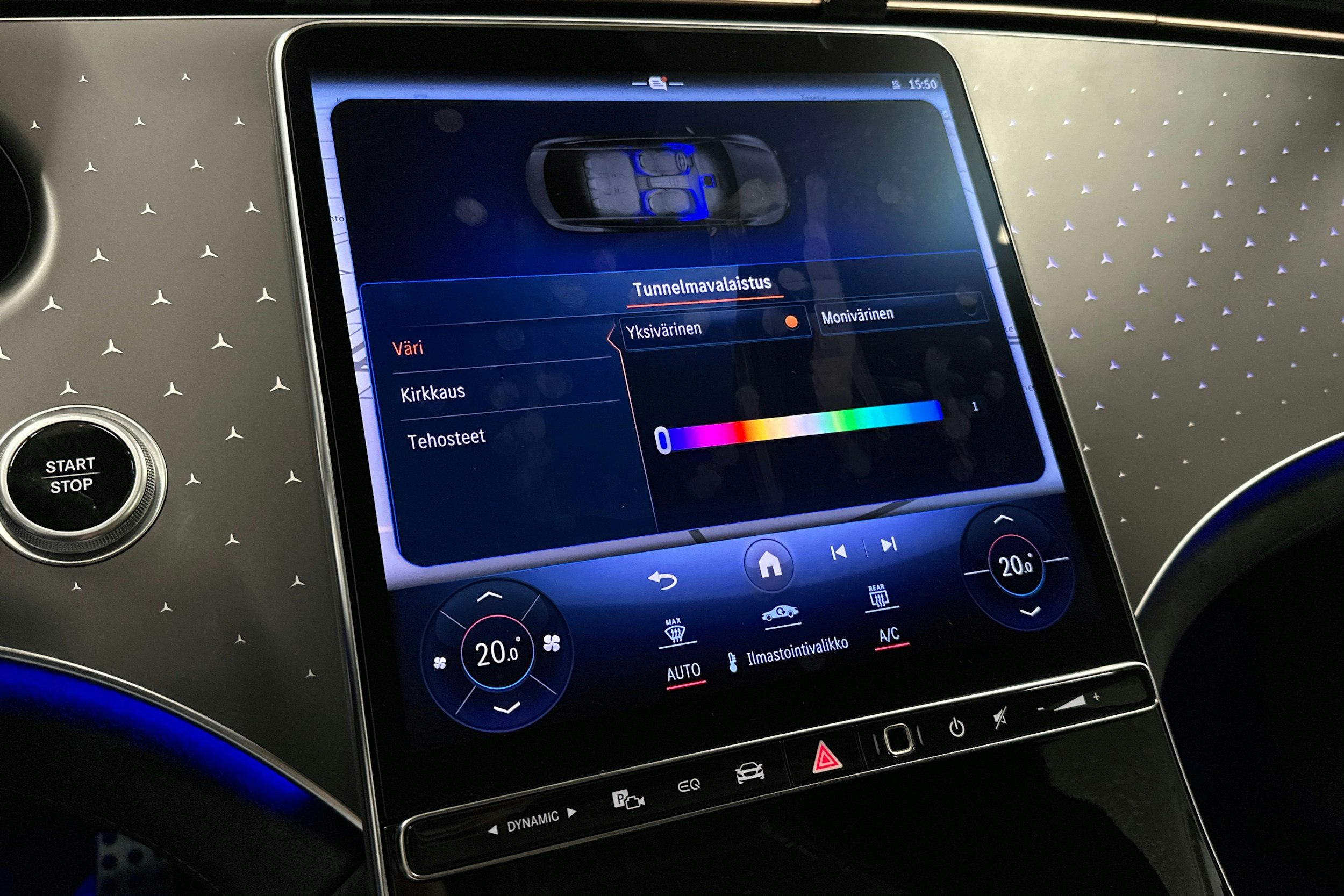musta Mercedes-Benz EQE 2024 kuva 25.