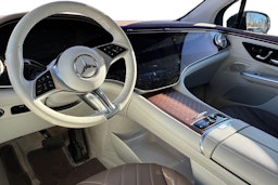 harmaa Mercedes-Benz EQE 2024 kuva 3.