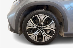 harmaa Mercedes-Benz EQE 2024 kuva 11.