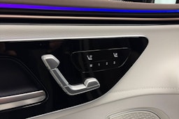 harmaa Mercedes-Benz EQE 2024 kuva 18.