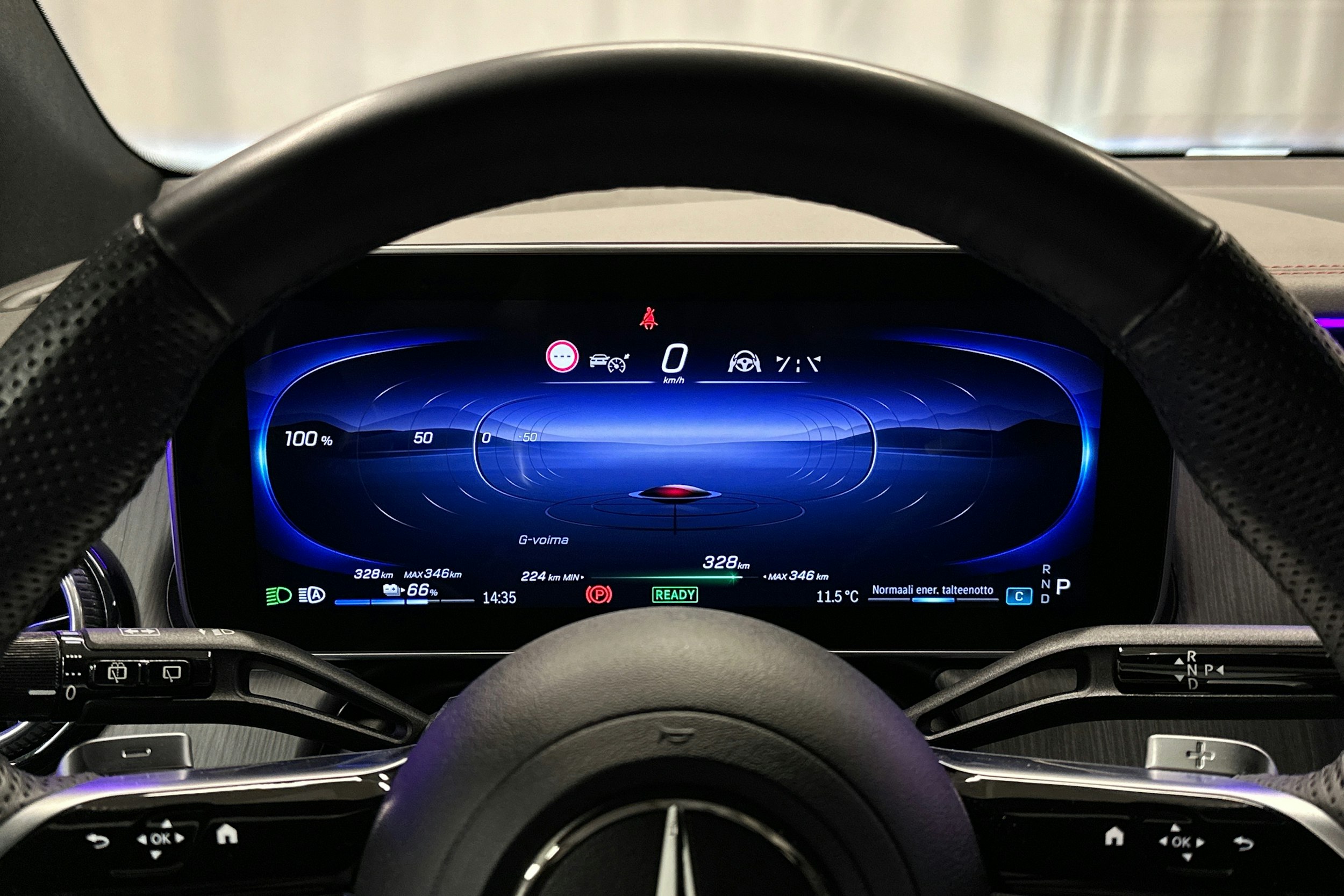 harmaa Mercedes-Benz EQE SUV 2024 kuva 16.