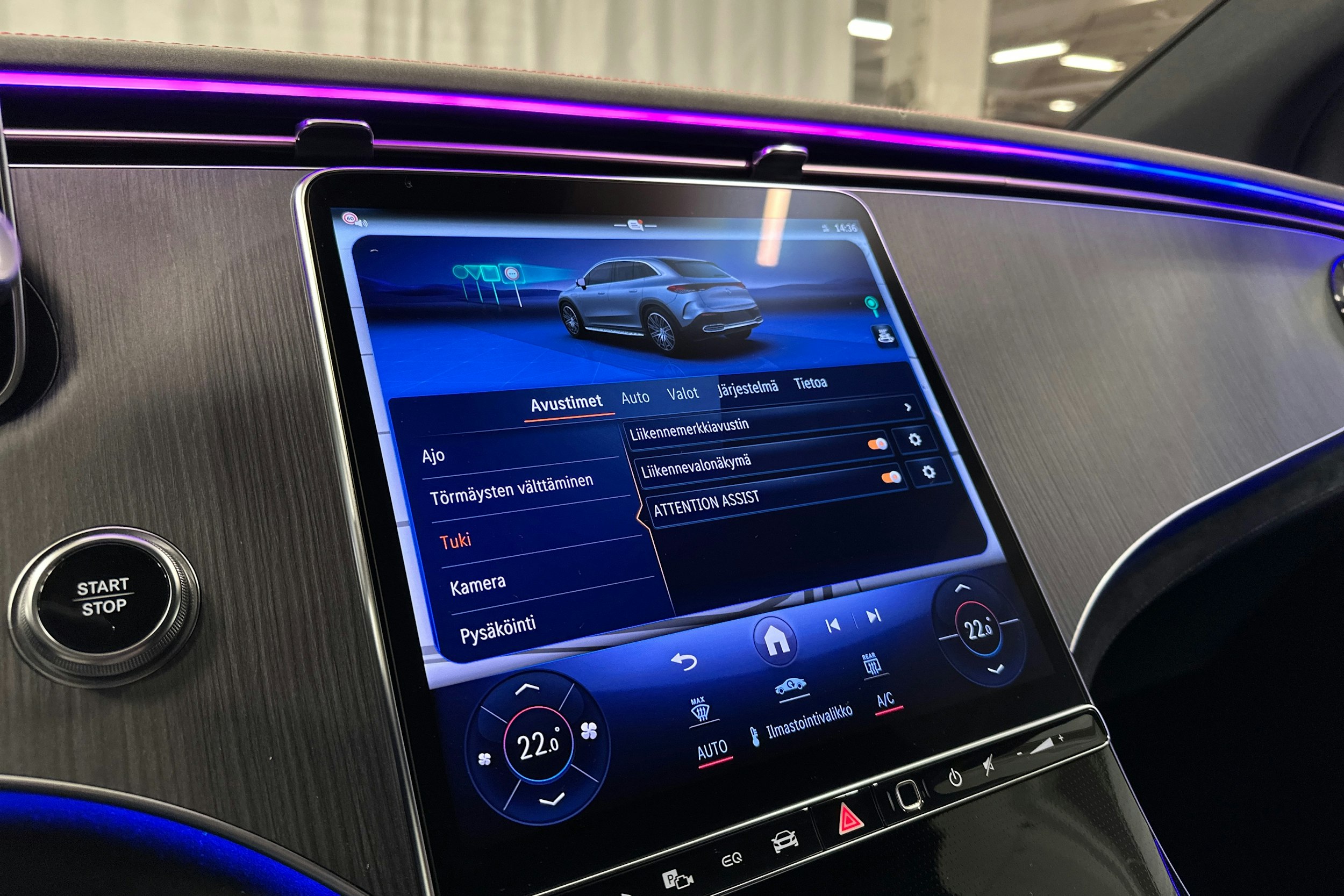 harmaa Mercedes-Benz EQE SUV 2024 kuva 21.