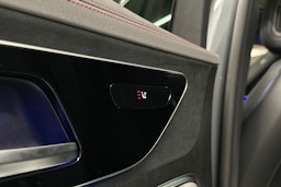 harmaa Mercedes-Benz EQE SUV 2024 kuva 33.