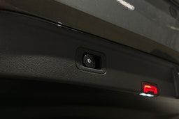 harmaa Mercedes-Benz EQE SUV 2024 kuva 36.