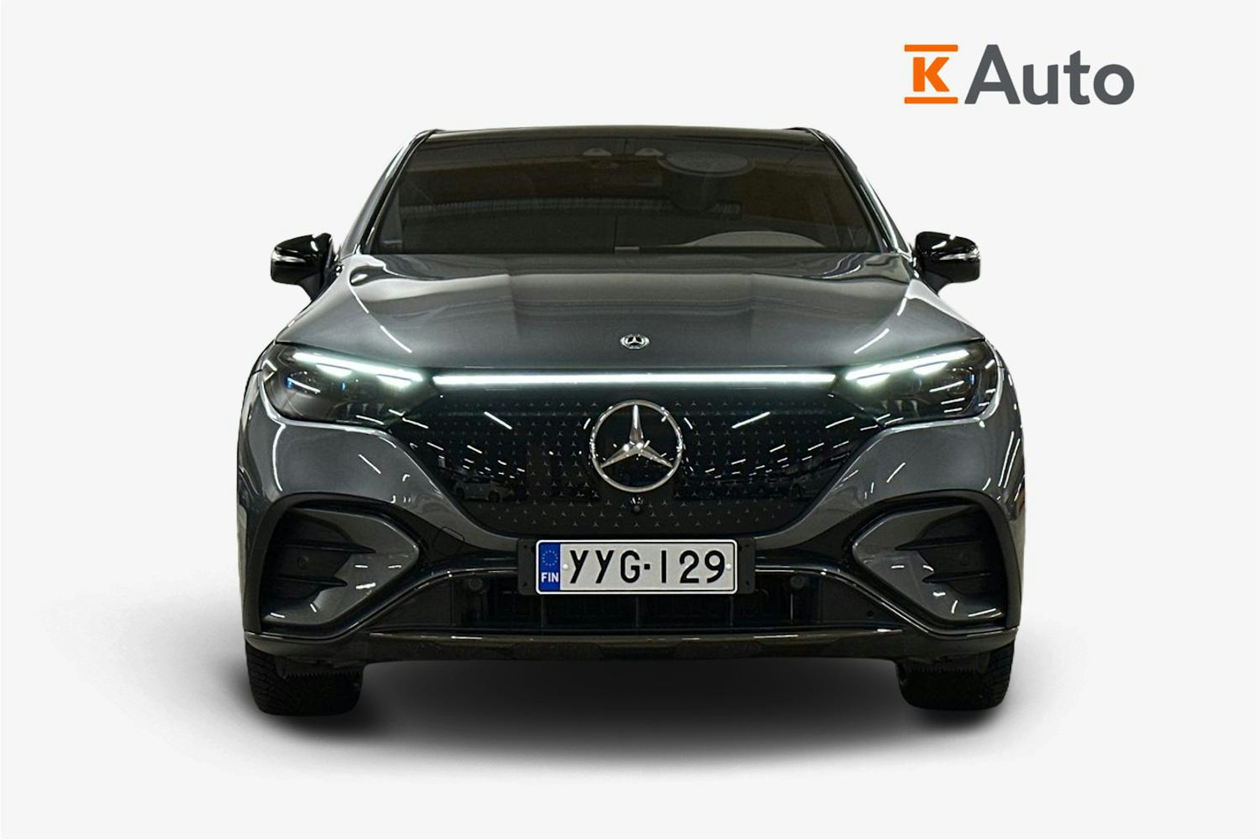 harmaa Mercedes-Benz EQE SUV 2024 kuva 5.