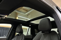 harmaa Mercedes-Benz EQE SUV 2024 kuva 20.