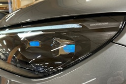 harmaa Mercedes-Benz EQE SUV 2024 kuva 43.