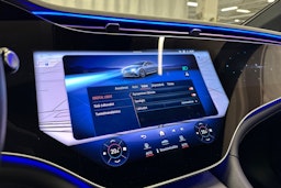 harmaa Mercedes-Benz EQE 2025 kuva 24.