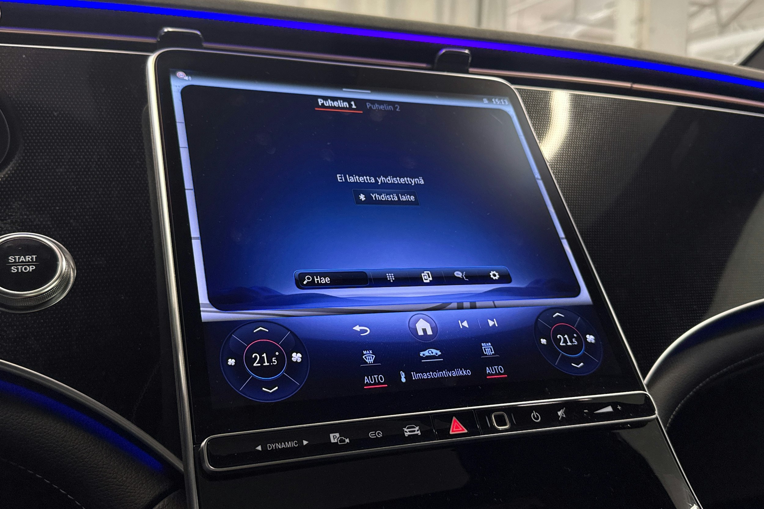 sininen Mercedes-Benz EQE SUV 2023 kuva 24.