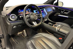 musta Mercedes-Benz EQE SUV 2023 kuva 6.